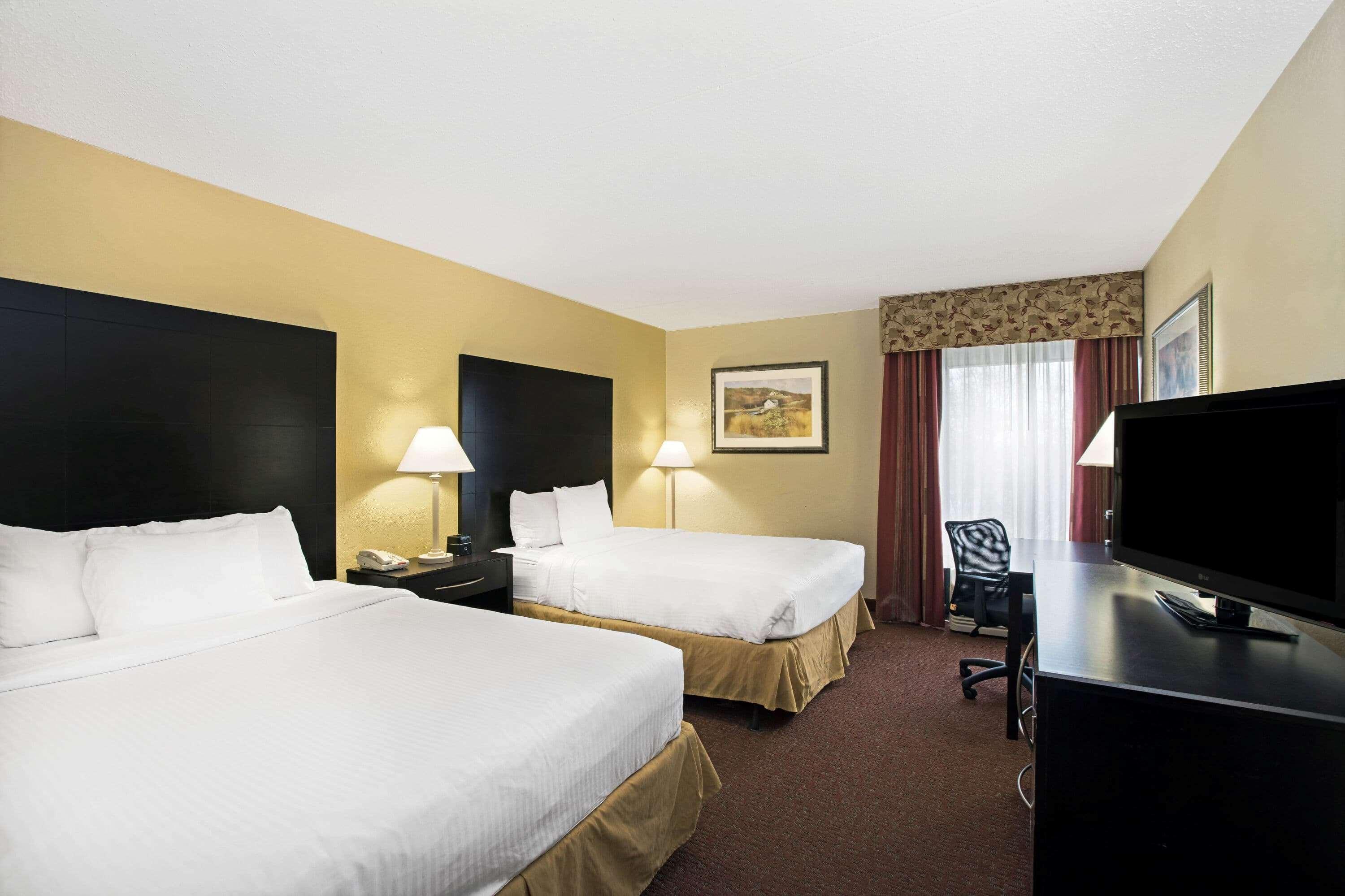 Hotel La Quinta By Wyndham Salina Zewnętrze zdjęcie