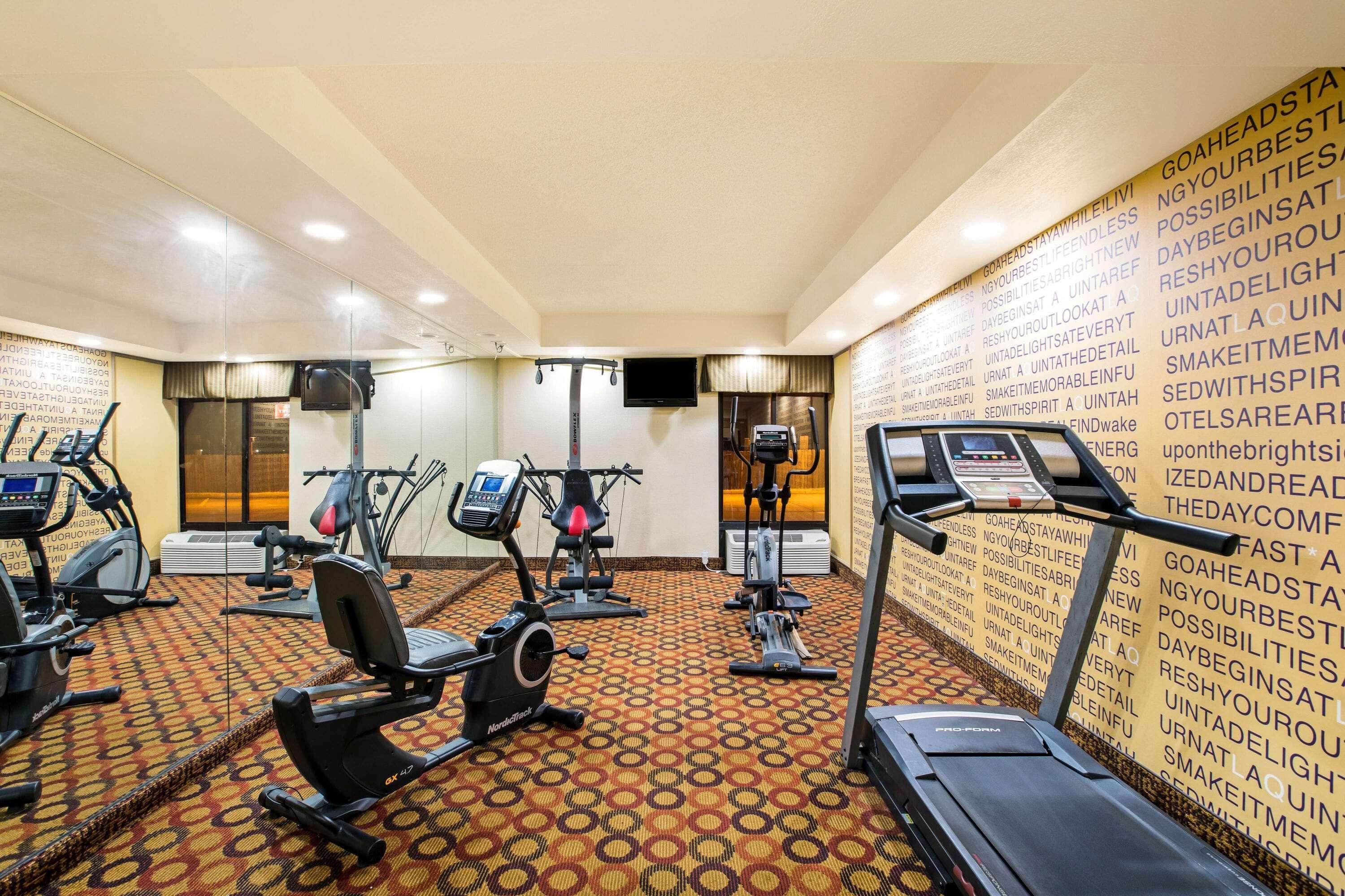 Hotel La Quinta By Wyndham Salina Zewnętrze zdjęcie