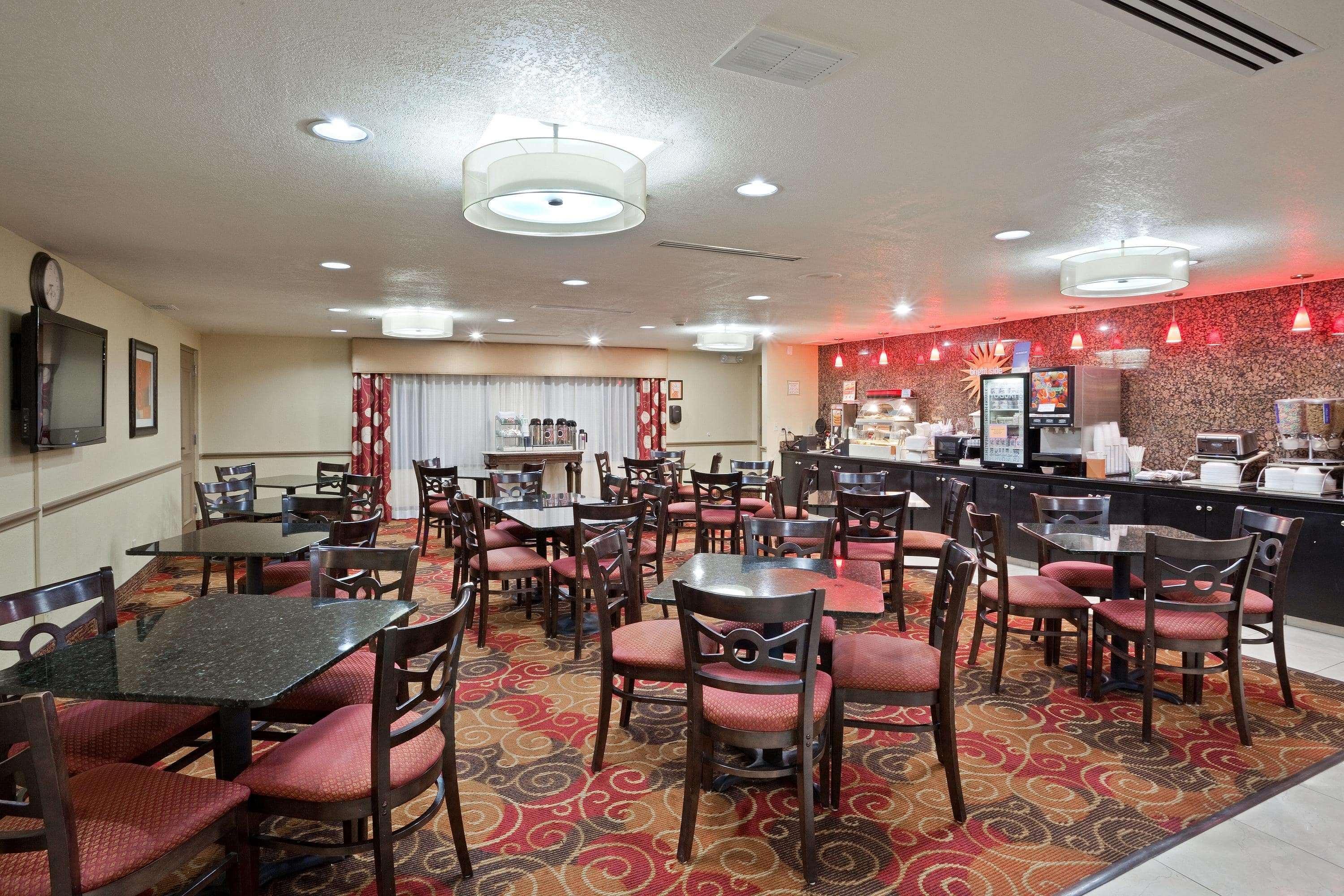 Hotel La Quinta By Wyndham Salina Zewnętrze zdjęcie