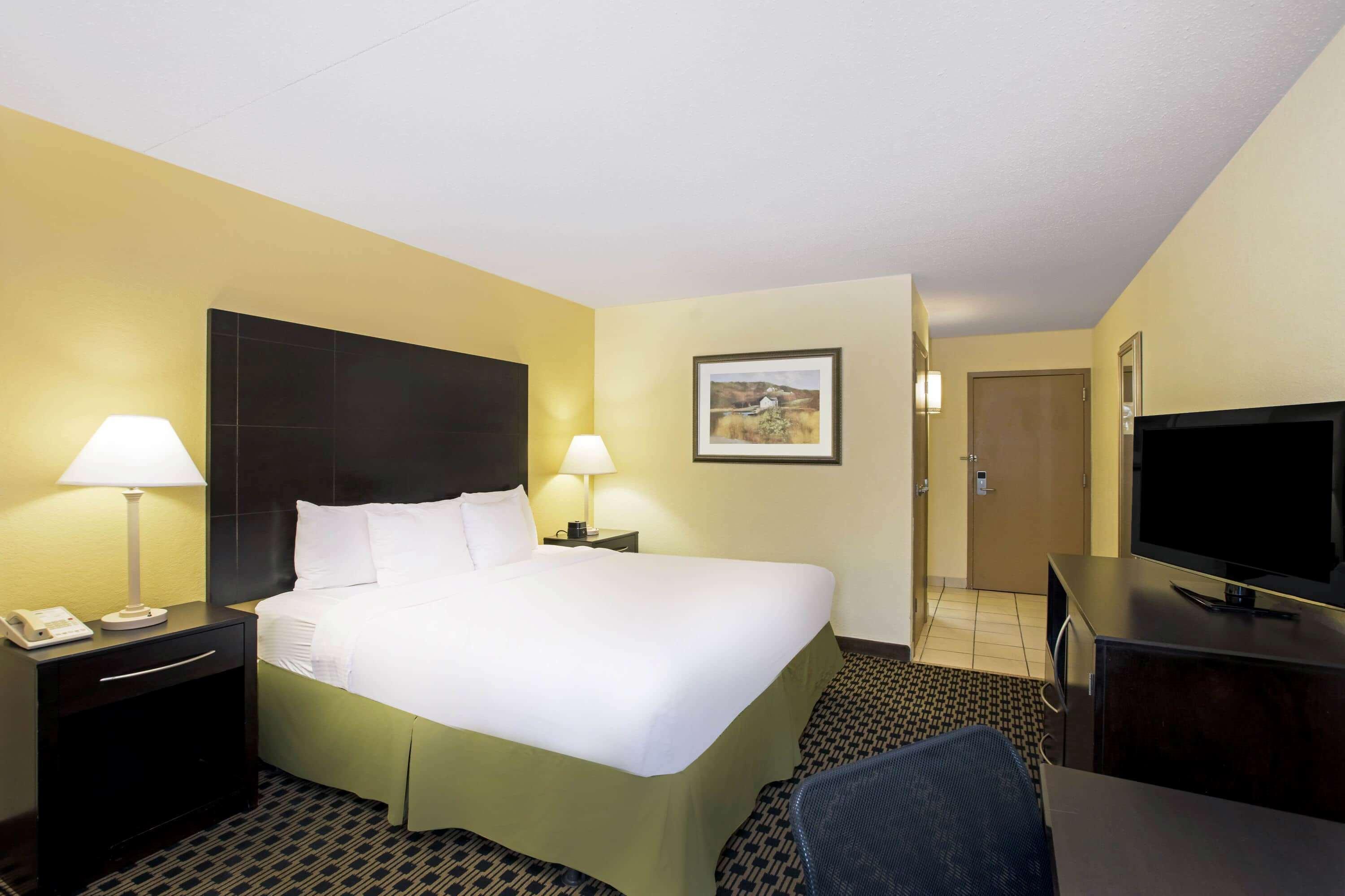 Hotel La Quinta By Wyndham Salina Zewnętrze zdjęcie