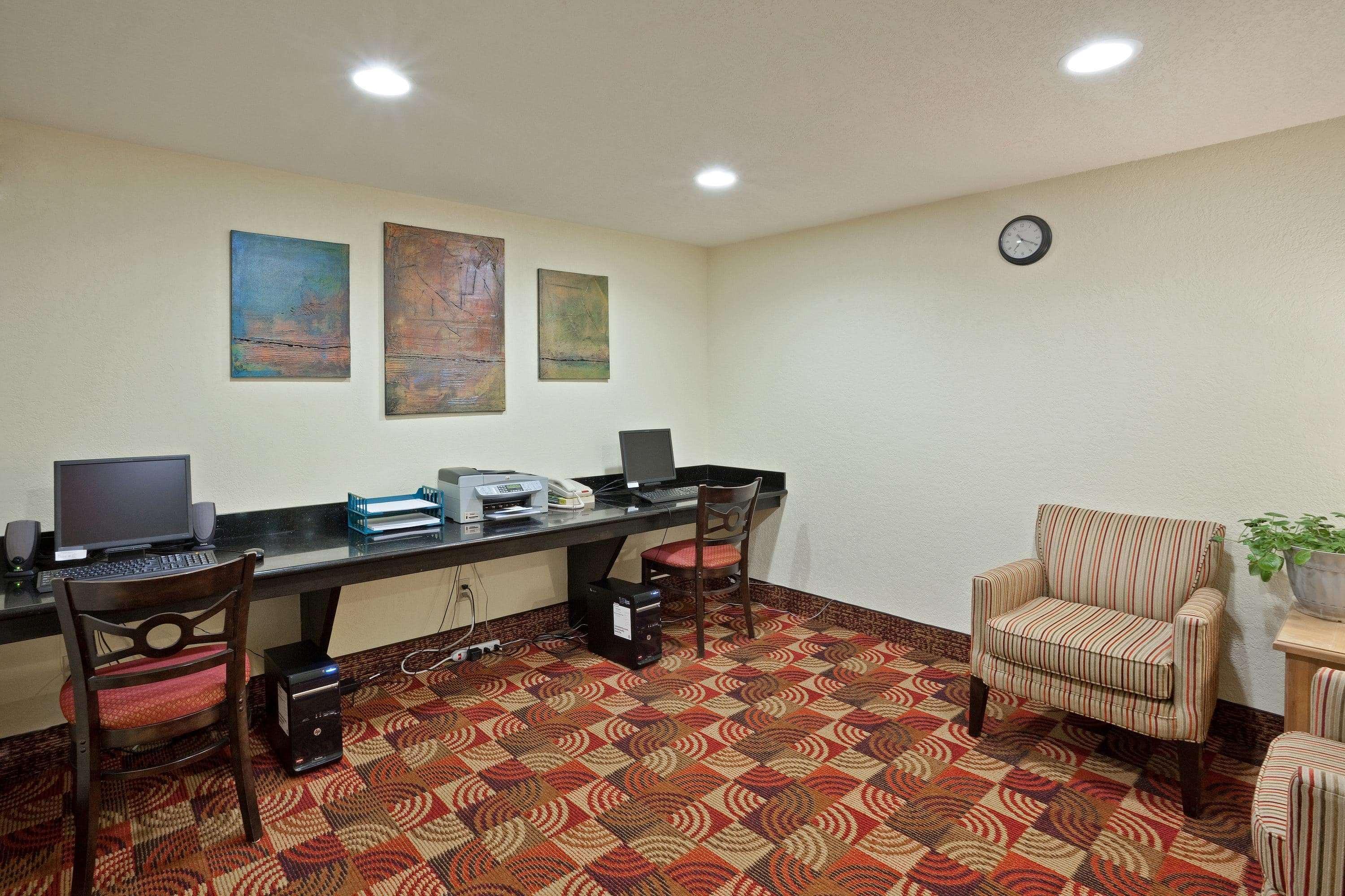 Hotel La Quinta By Wyndham Salina Zewnętrze zdjęcie