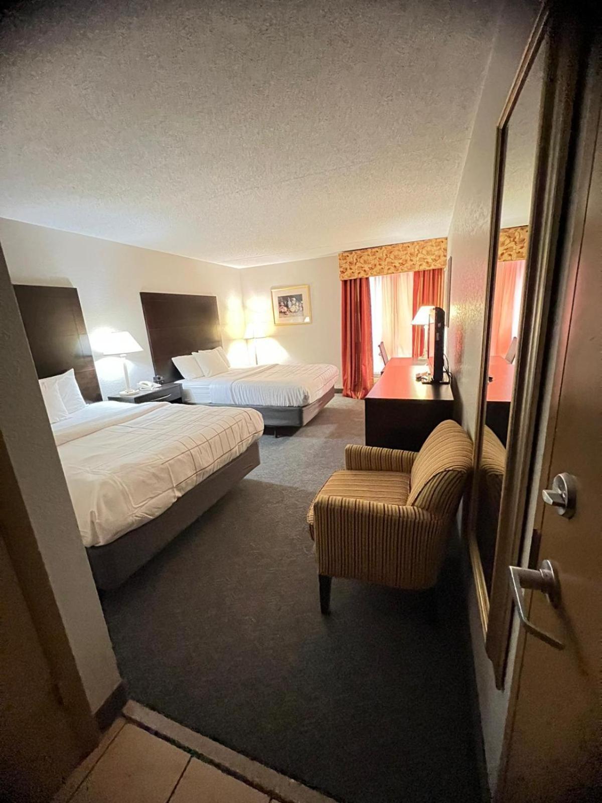 Hotel La Quinta By Wyndham Salina Zewnętrze zdjęcie